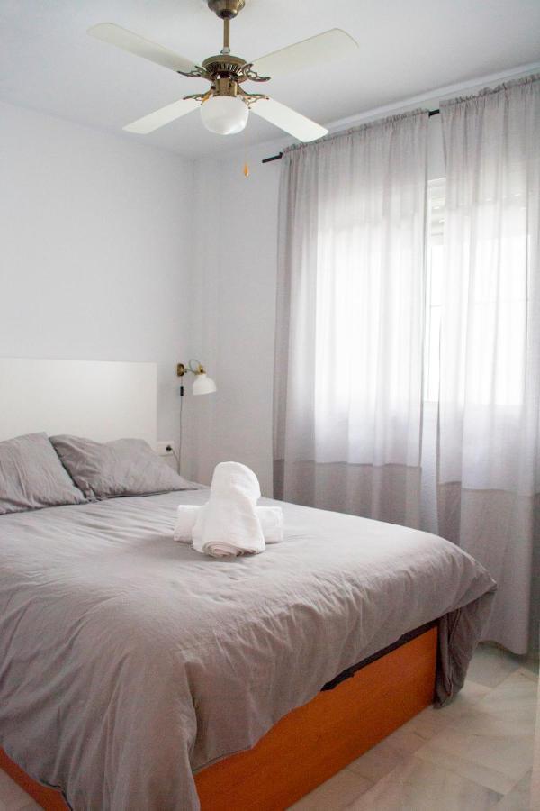Pedregalejo Apartament Малага Екстер'єр фото